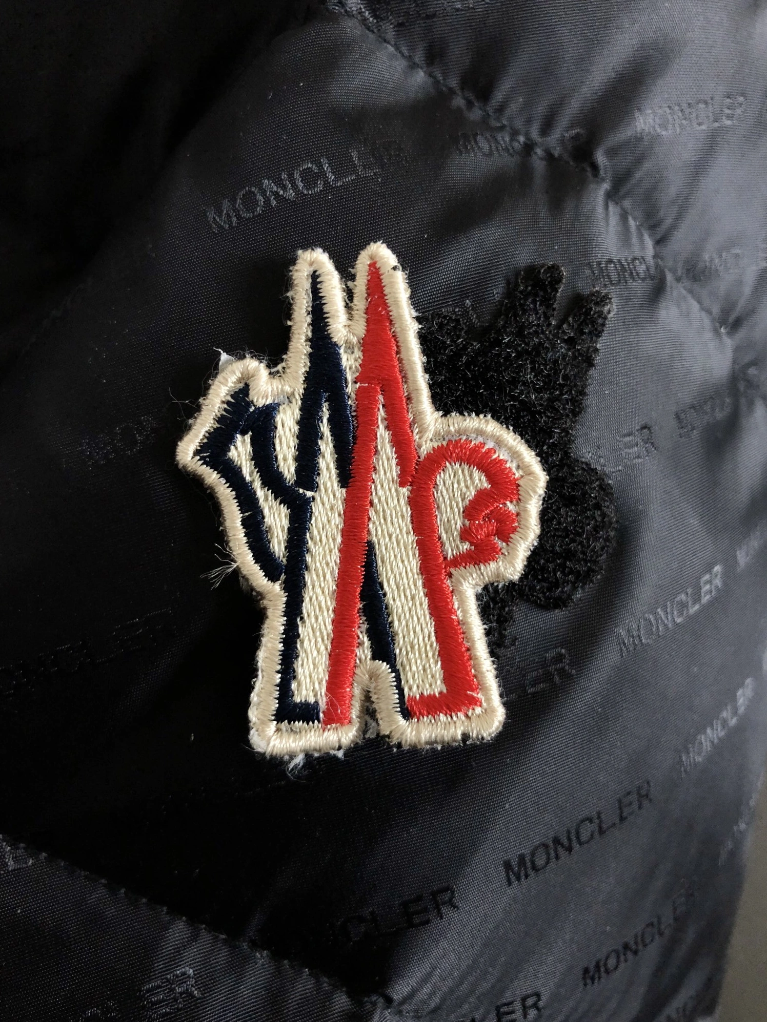 Flexible 5564 Moncler Down Feather Coat Long Sleeved For Men