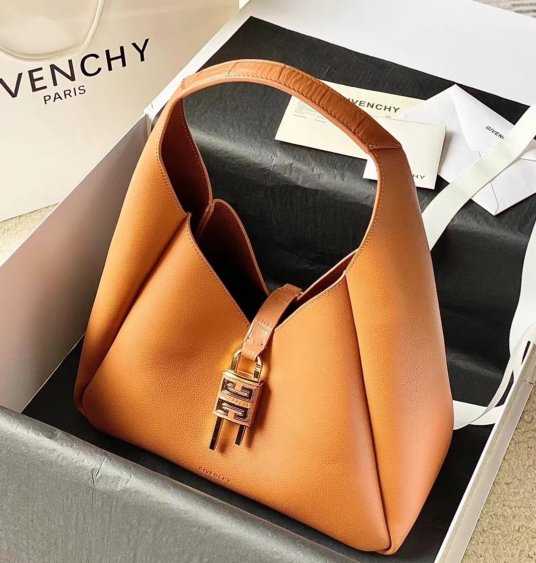 Flexible 5708 Givenchy AAA Quality Shoulder Bags For Women