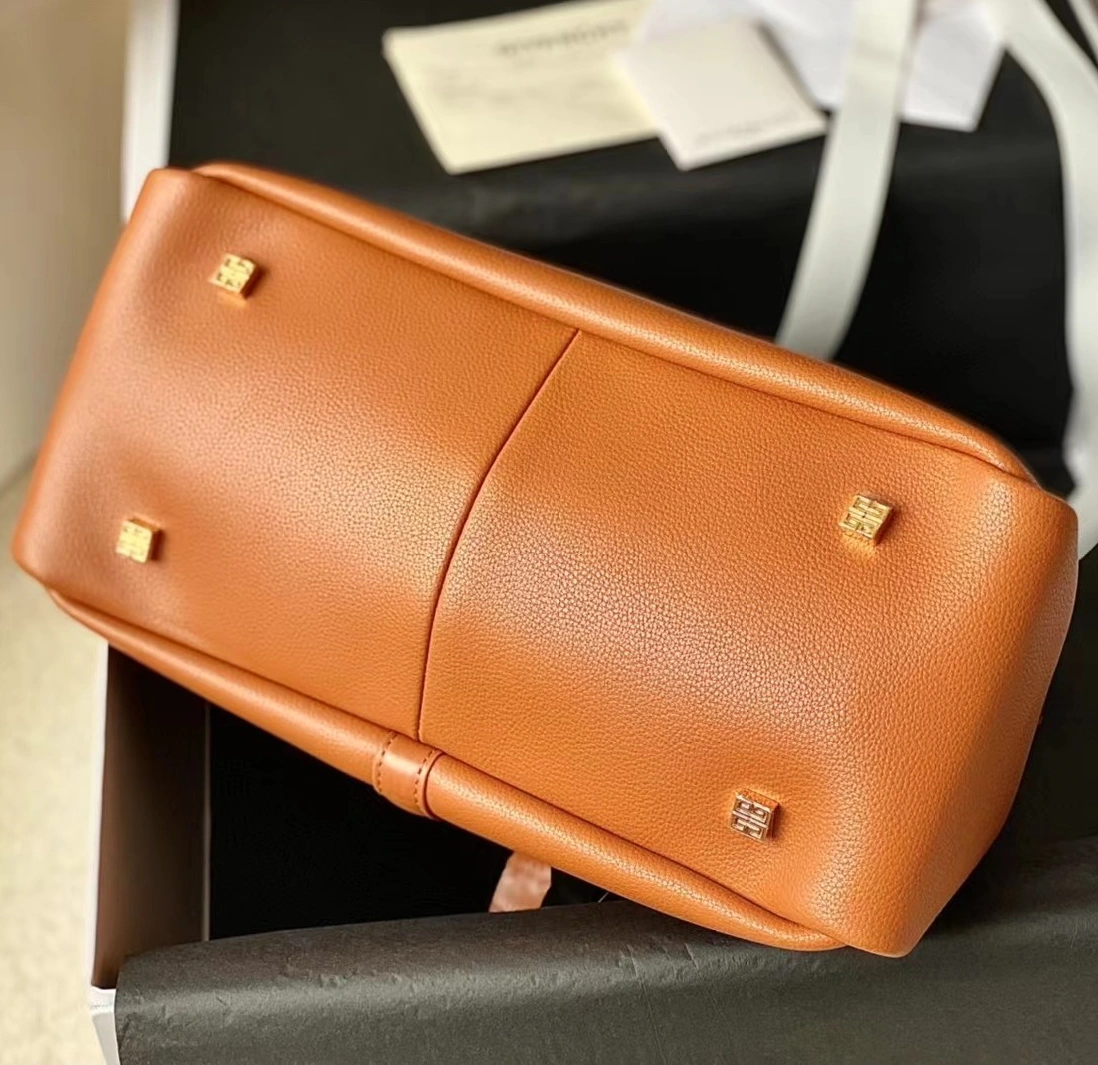 Flexible 5708 Givenchy AAA Quality Shoulder Bags For Women
