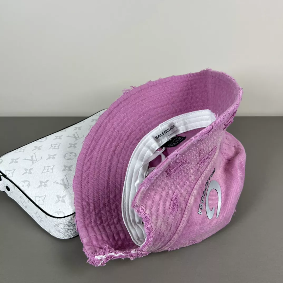 Flexible 5742 Balenciaga Caps