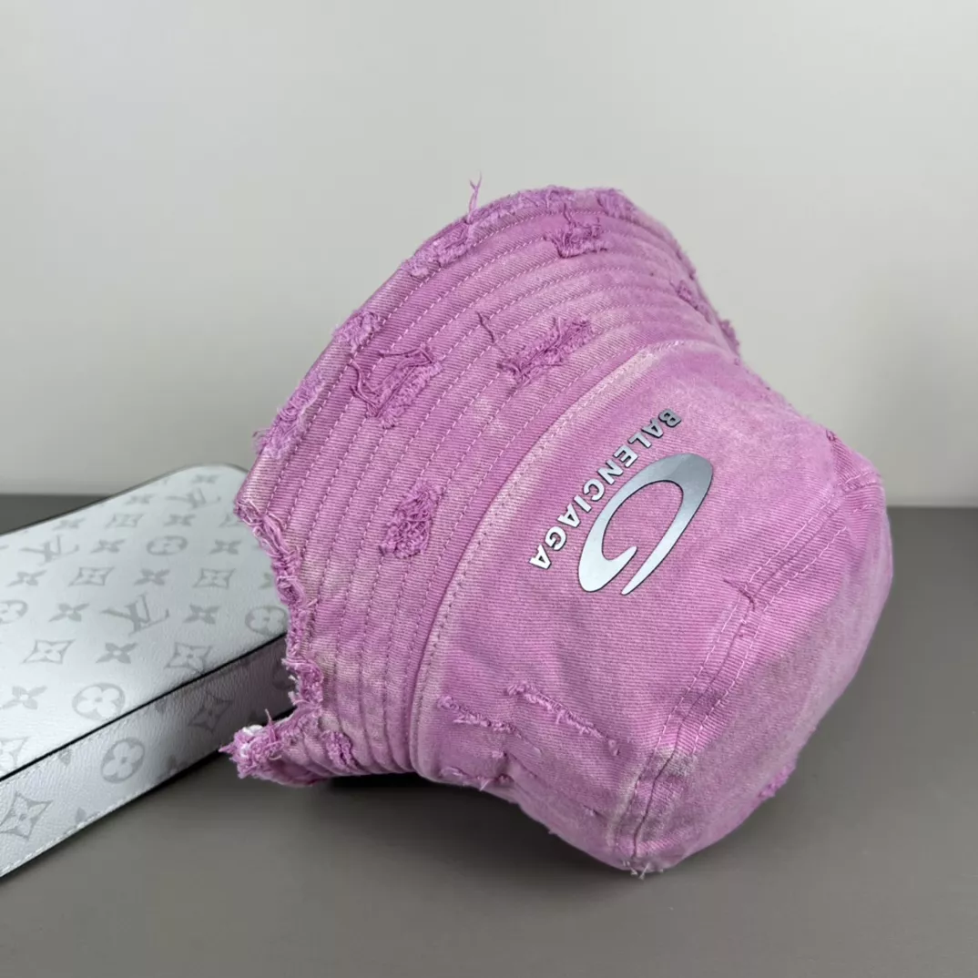 Flexible 5742 Balenciaga Caps