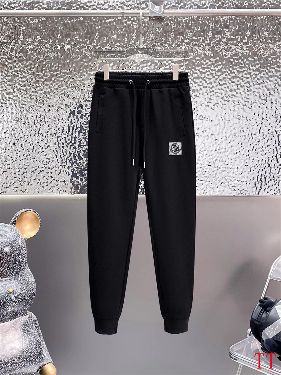 Flexible 5949 Moncler Tracksuits Long Sleeved For Men