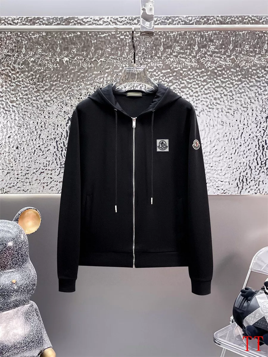 Flexible 5949 Moncler Tracksuits Long Sleeved For Men