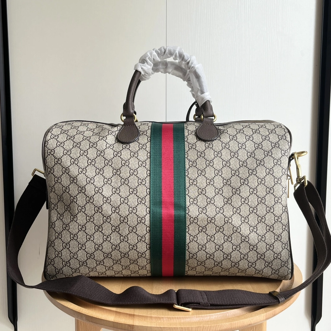 Flexible 595 Gucci Travel Bags