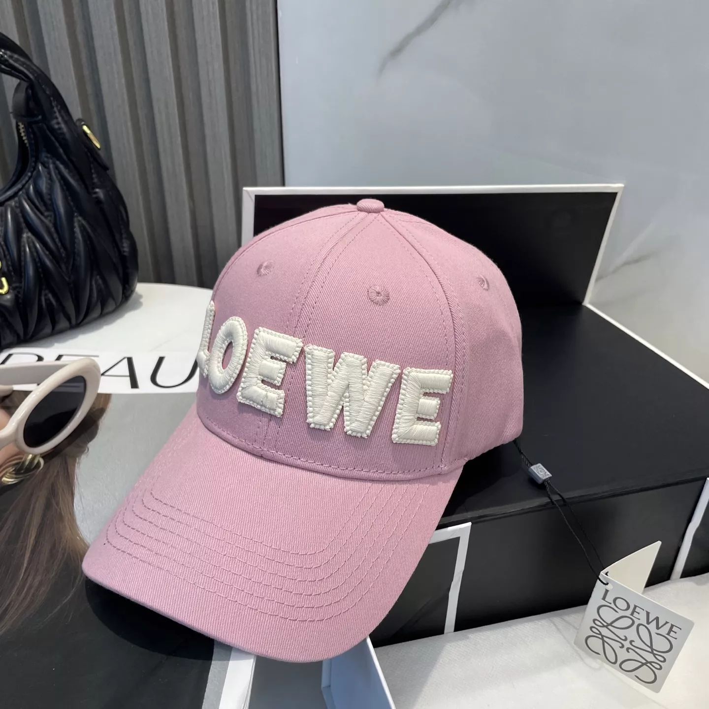 Flexible 5989 LOEWE Caps