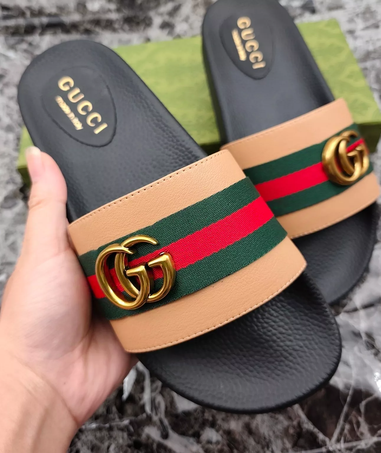 Flexible 6162 Gucci Slippers For Men