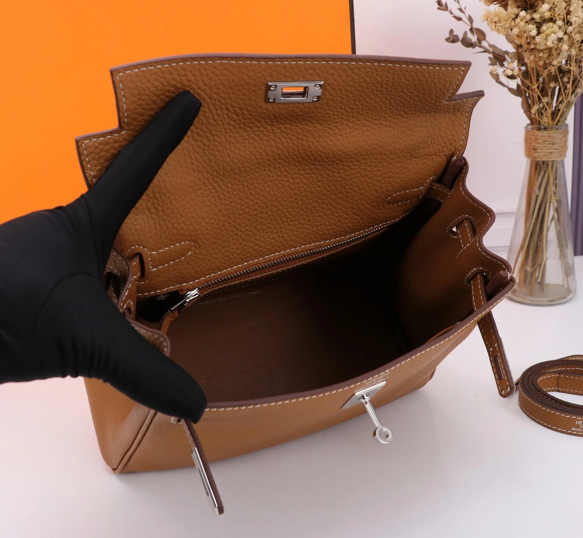Flexible 6198 Hermes AAA Quality Handbags For Women