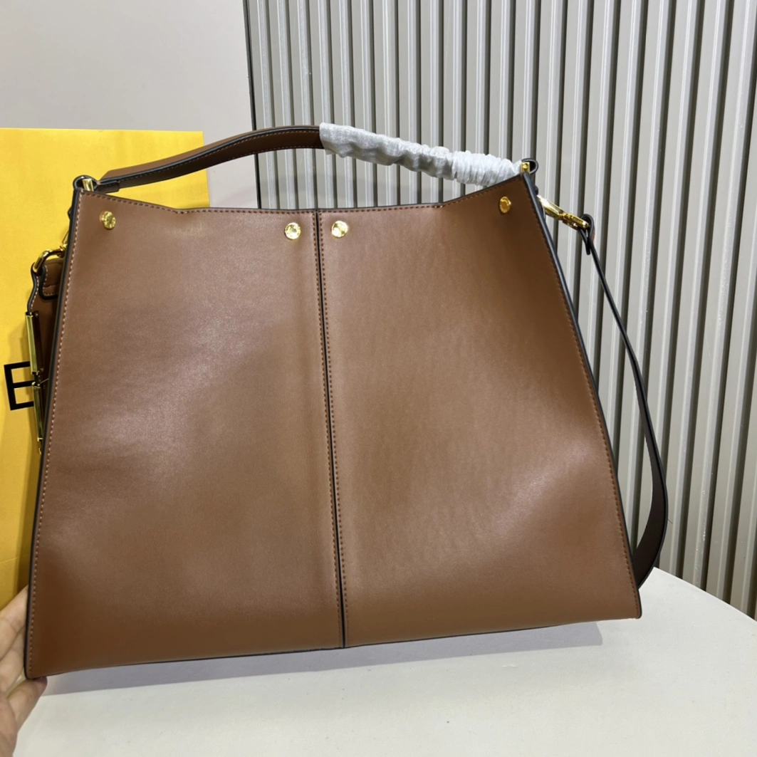 Flexible 6389 Fendi AAA Quality Handbags For Women