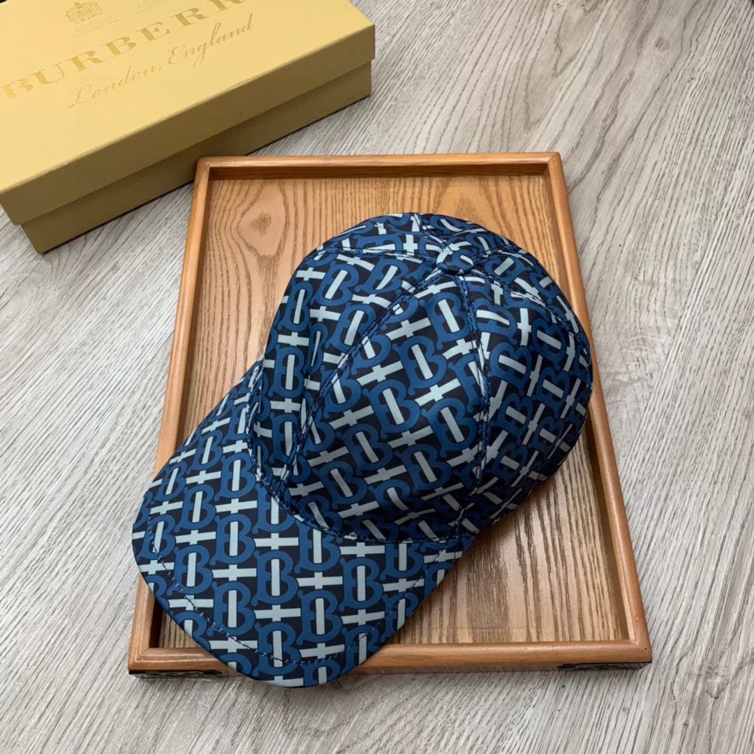 Flexible 639 Burberry Caps