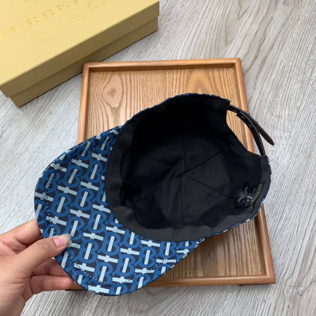 Flexible 639 Burberry Caps