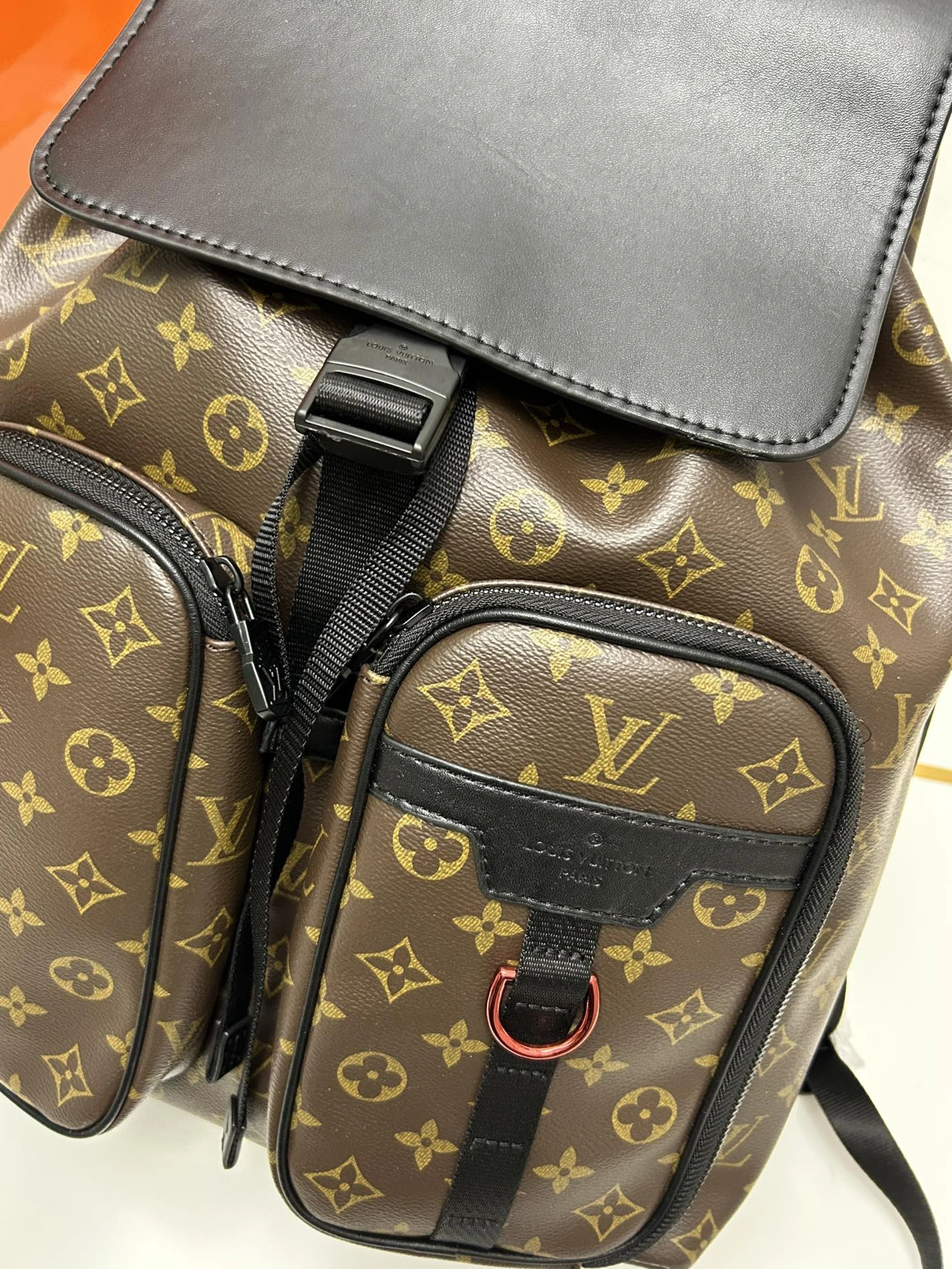 Flexible 6409 Louis Vuitton AAA Quality Backpacks For Unisex