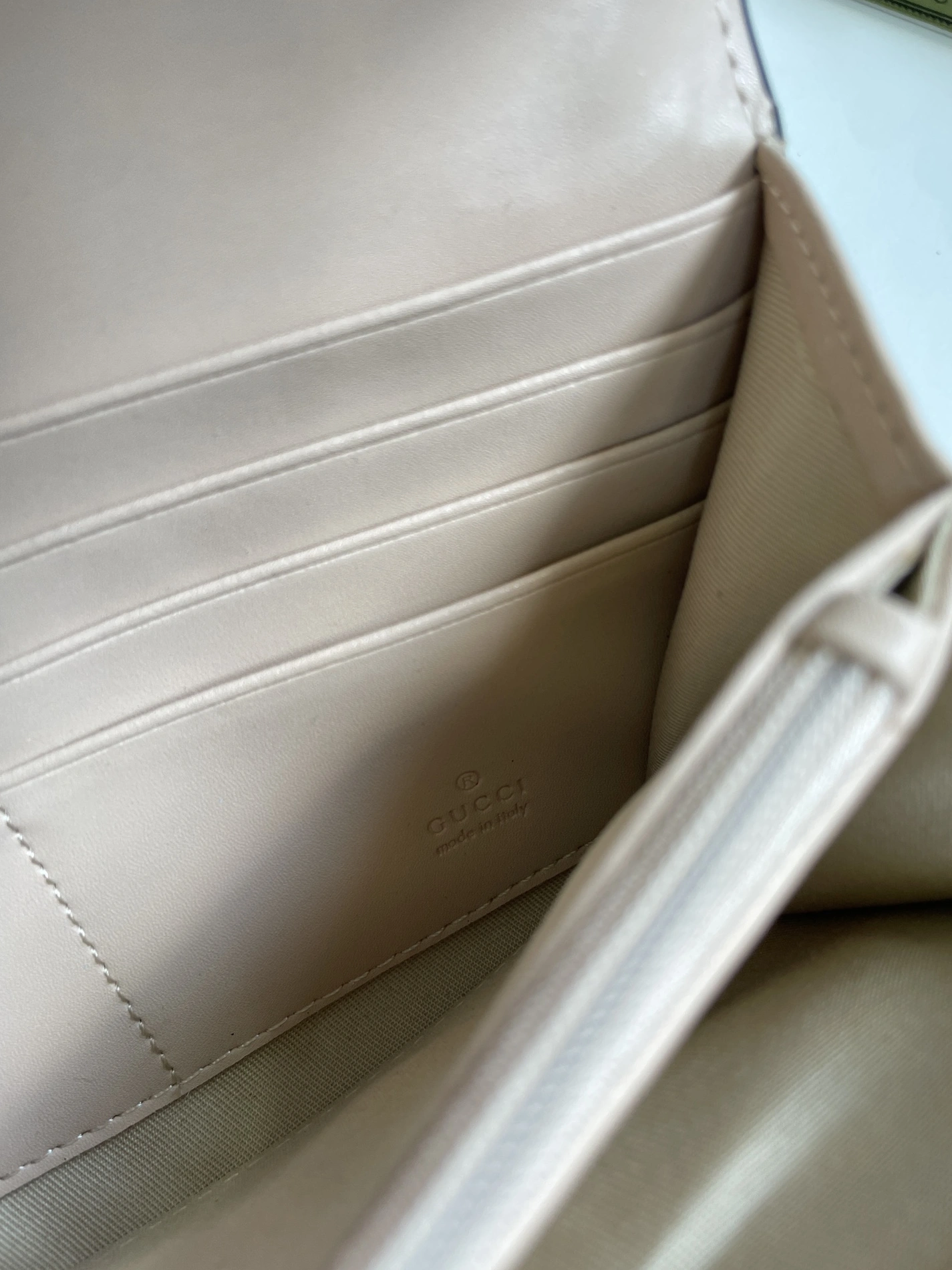 Flexible 6434 Gucci Wallets