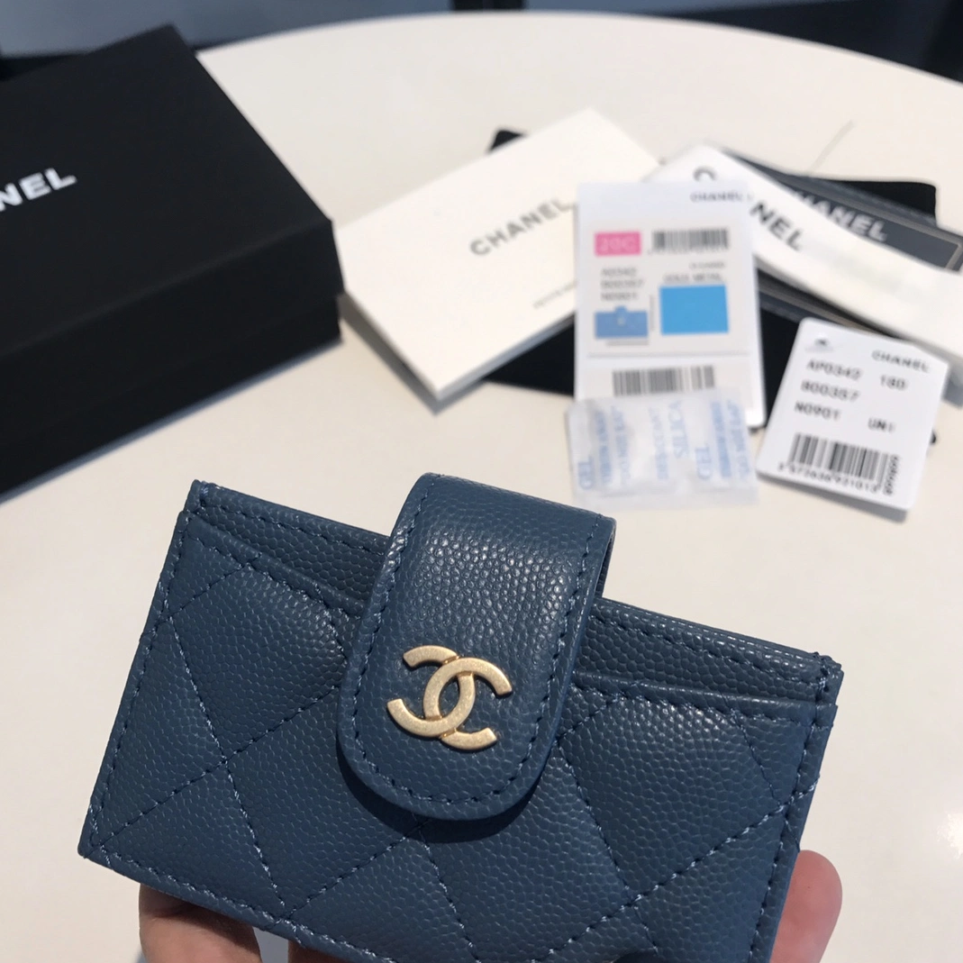 Flexible 6452 Chanel AAA Quality Card Case For Women