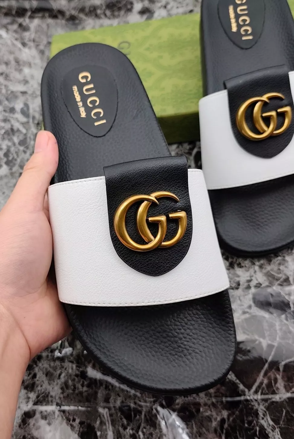 Flexible 6501 Gucci Slippers For Men