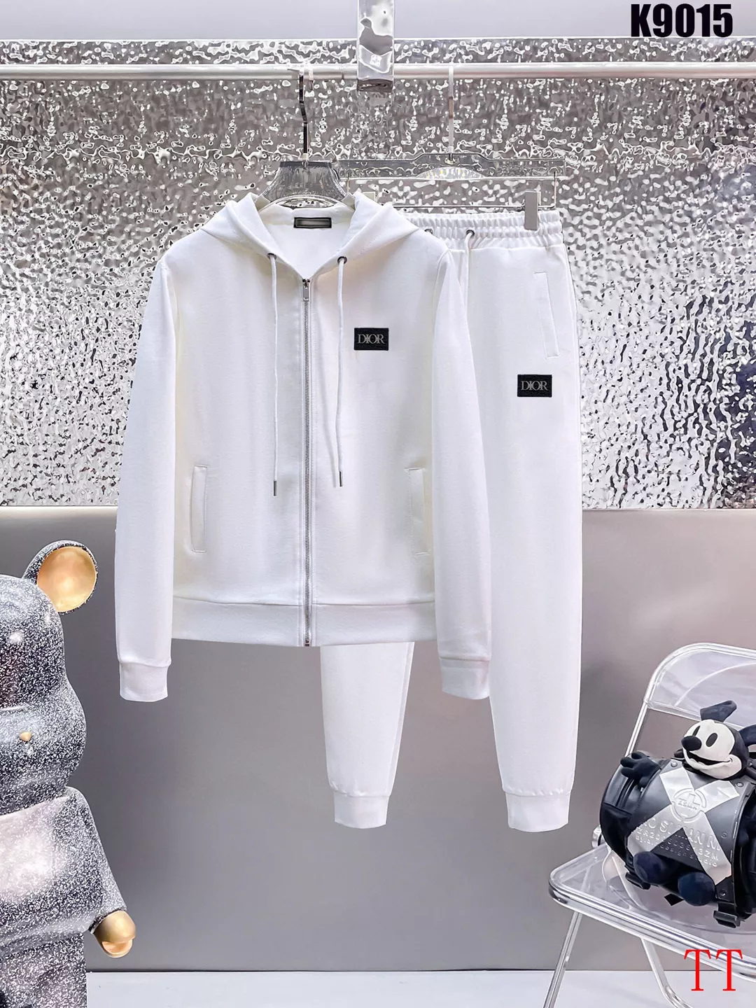 Flexible 6636 Christian Dior Tracksuits Long Sleeved For Men