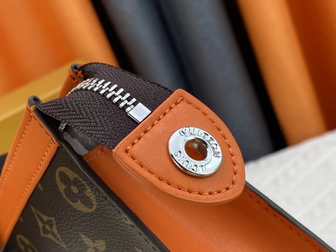 Flexible 6810 Louis Vuitton LV Wallets For Unisex