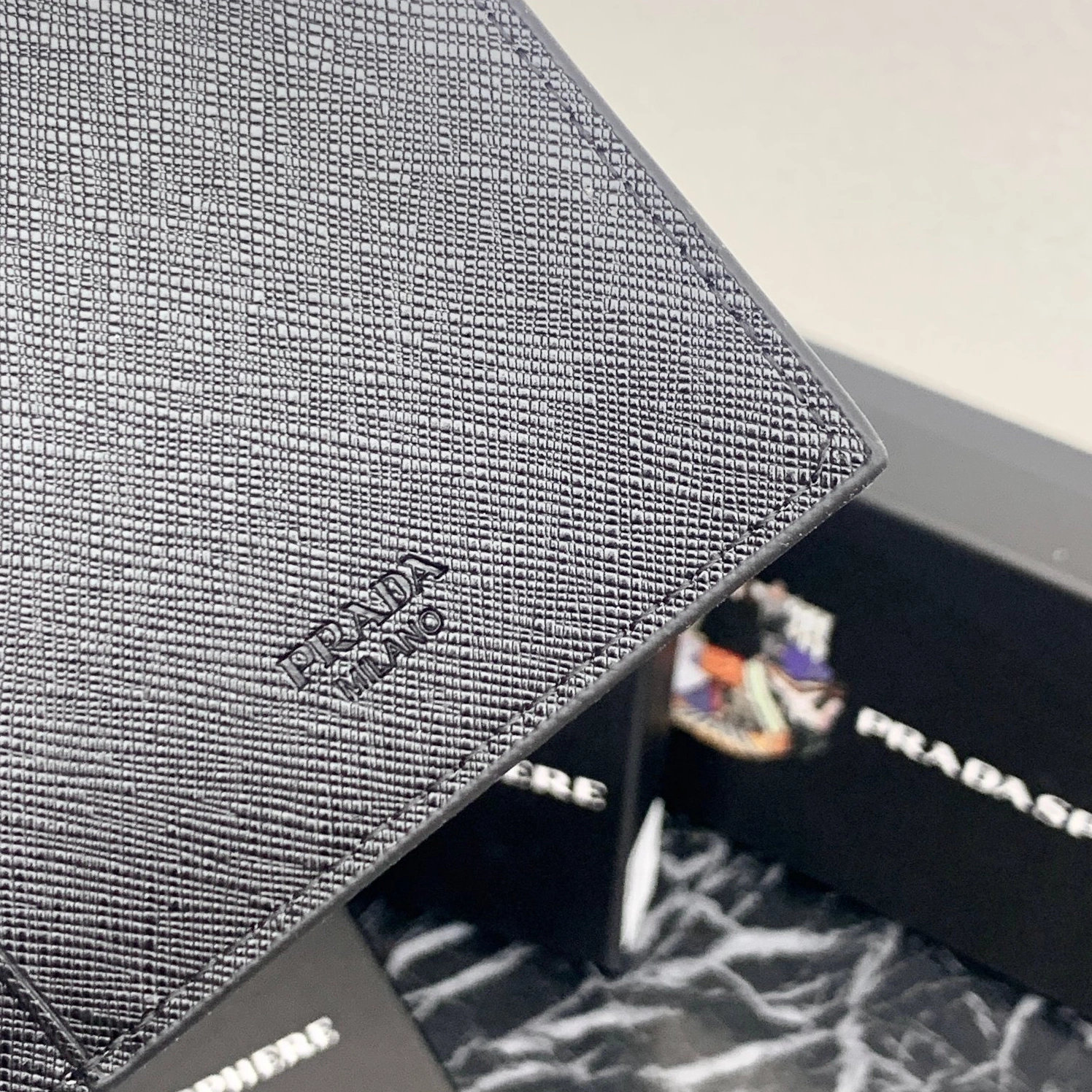 Flexible 6837 Prada Card Case