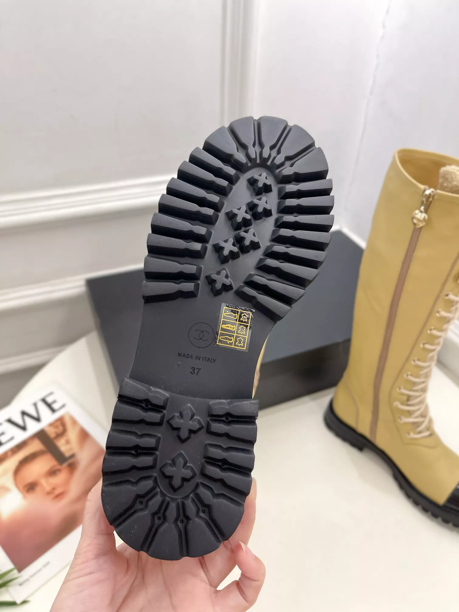 Flexible 6950 Chanel Boots For Women