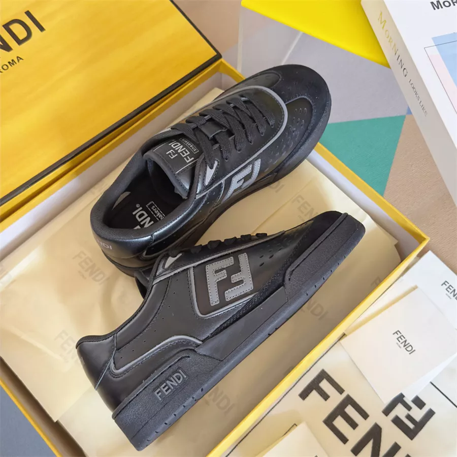 Flexible 7075 Fendi Casual Shoes For Women