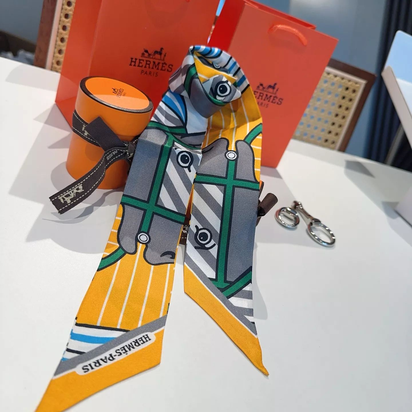 Flexible 7349 Hermes Silk Scarf