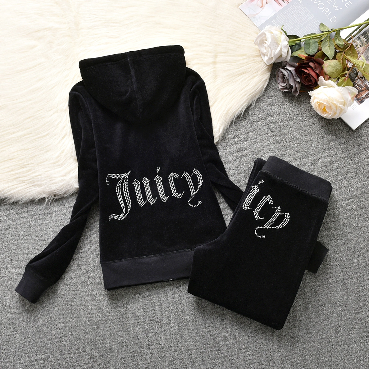 Flexible 7430 Juicy Couture Tracksuits Long Sleeved For Women
