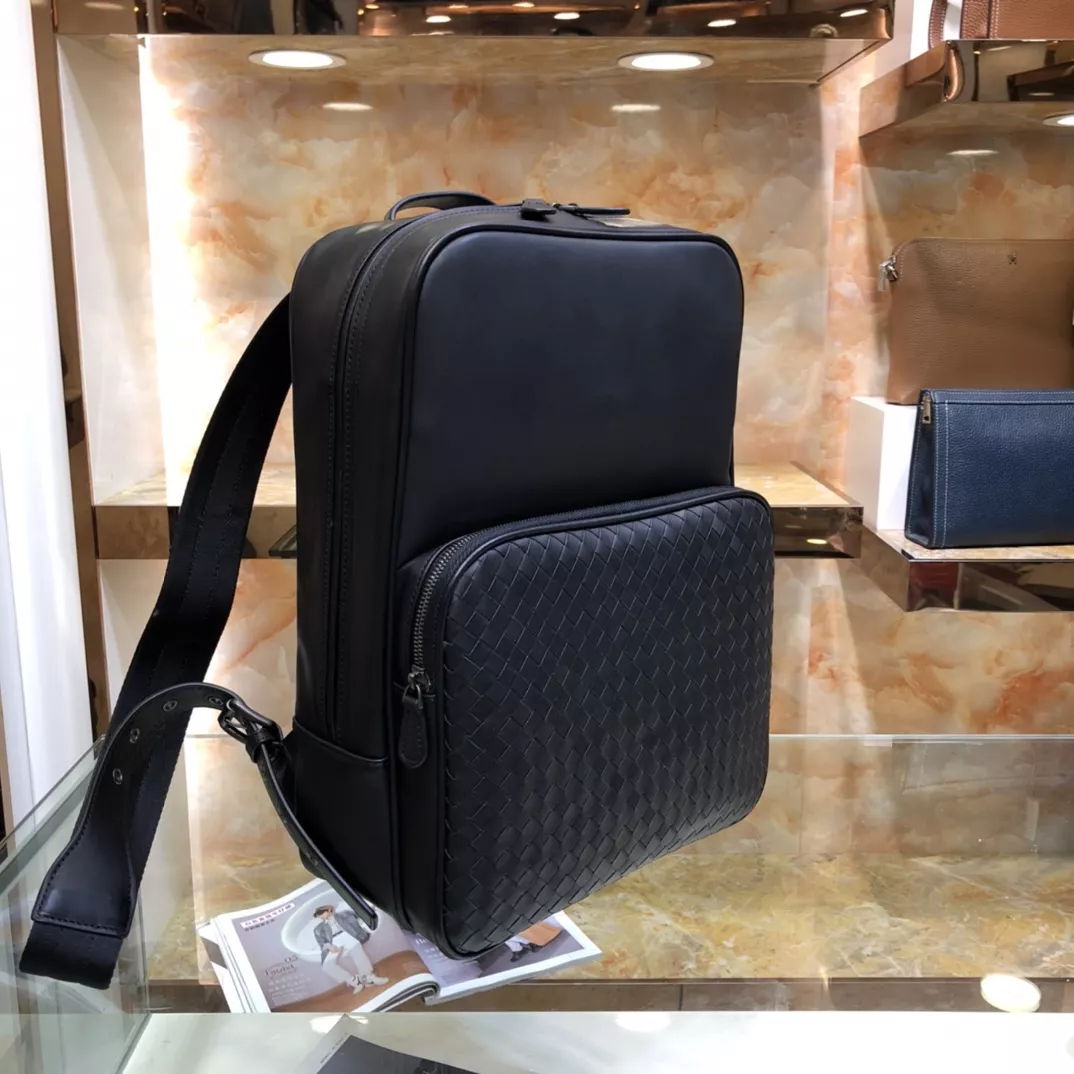 Flexible 7482 Bottega Veneta AAA Man Backpacks