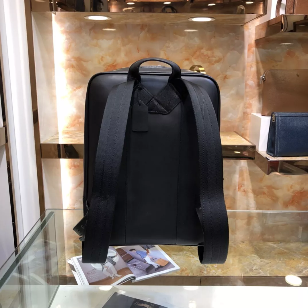 Flexible 7482 Bottega Veneta AAA Man Backpacks