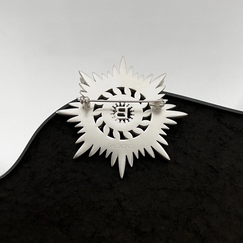 Flexible 7502 Balenciaga Brooches For Women