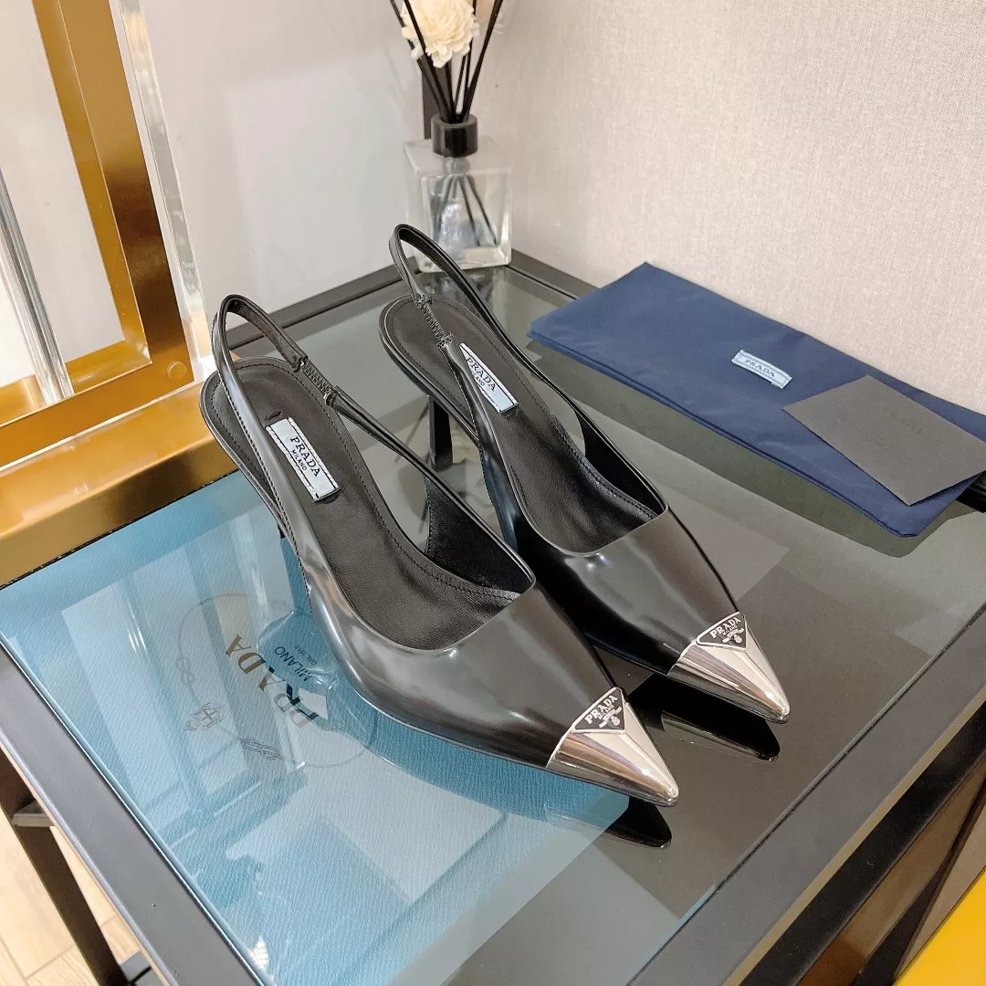 Flexible 7531 Prada Sandal For Women