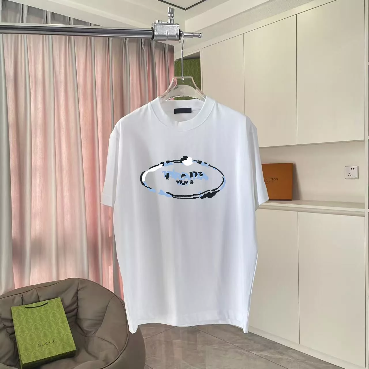 Flexible 7548 Prada T-Shirts Short Sleeved For Unisex