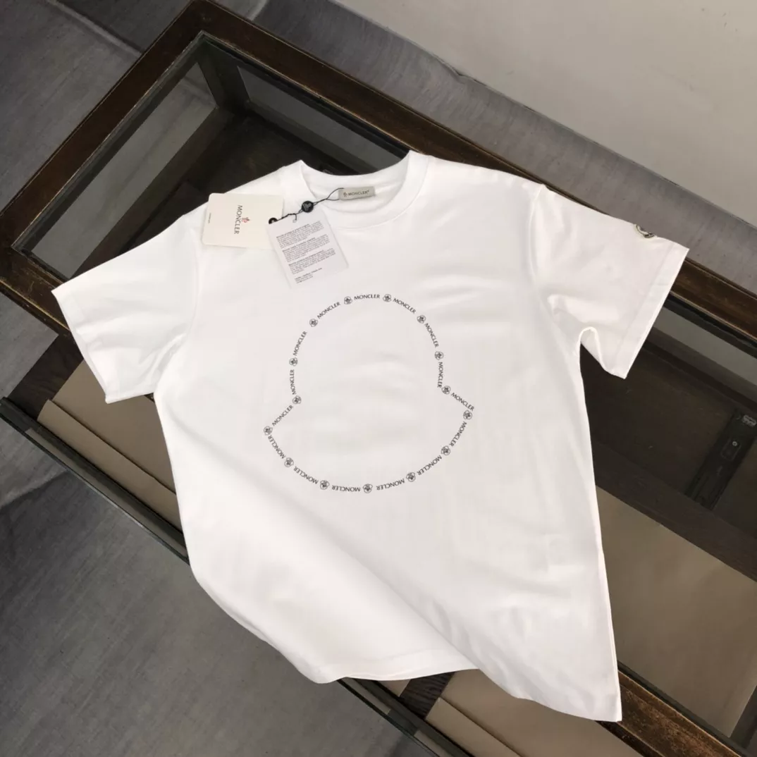 Flexible 7839 Moncler T-Shirts Short Sleeved For Unisex