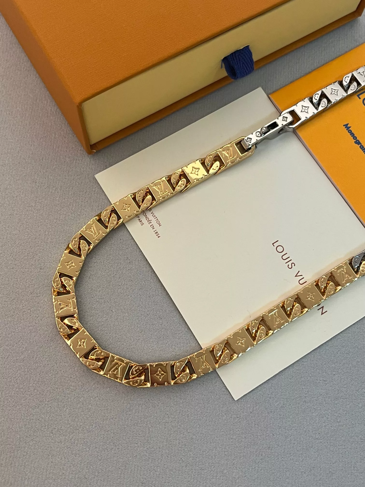 Flexible 7893 Louis Vuitton Necklaces