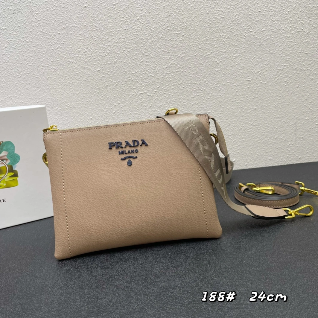 Flexible 7922 Prada AAA Quality Messenger Bags For Women