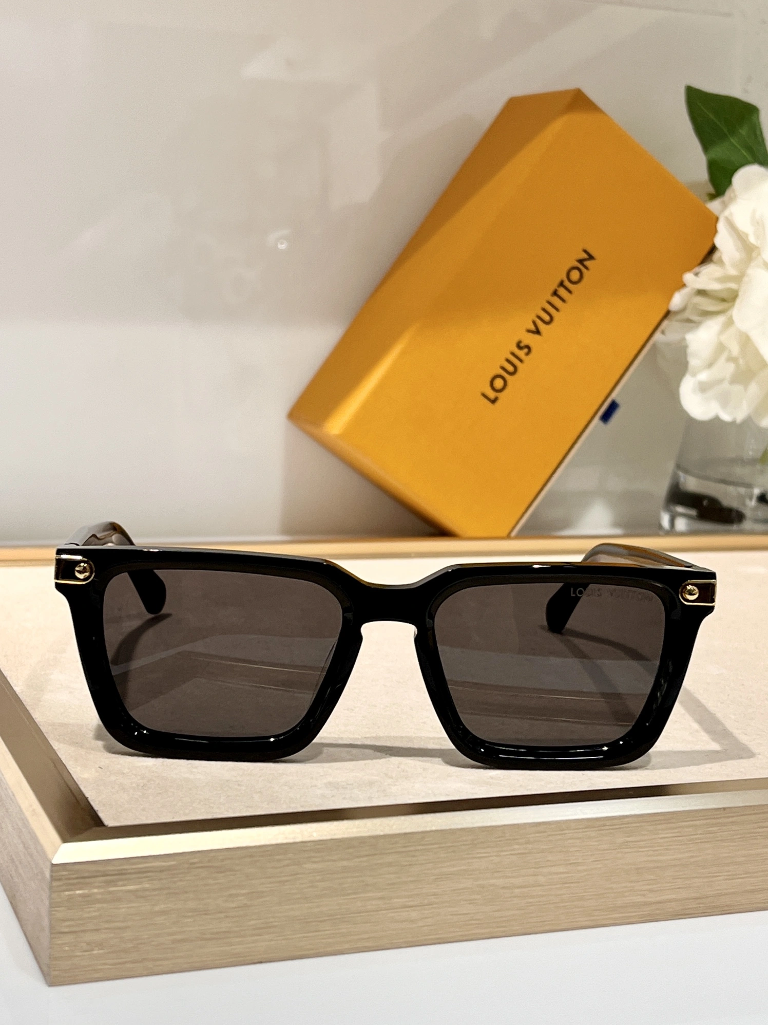 Flexible 7950 Louis Vuitton AAA Quality Sunglasses