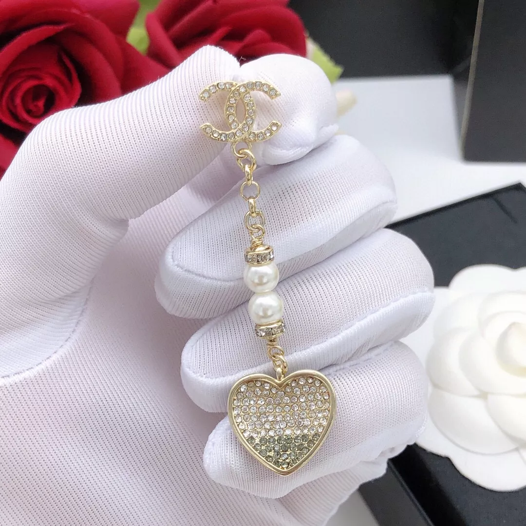 Flexible 8140 Chanel Earrings For Women