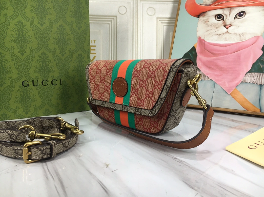Flexible 8217 Gucci AAA Quality Messenger Bags For Unisex