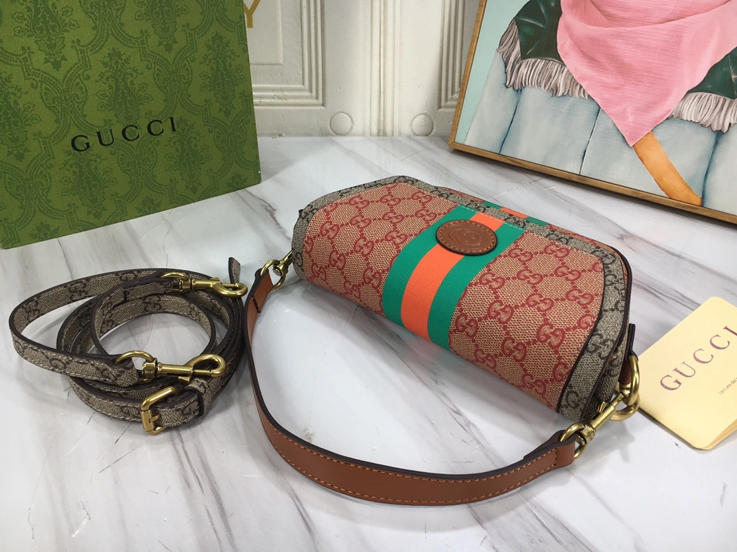 Flexible 8217 Gucci AAA Quality Messenger Bags For Unisex