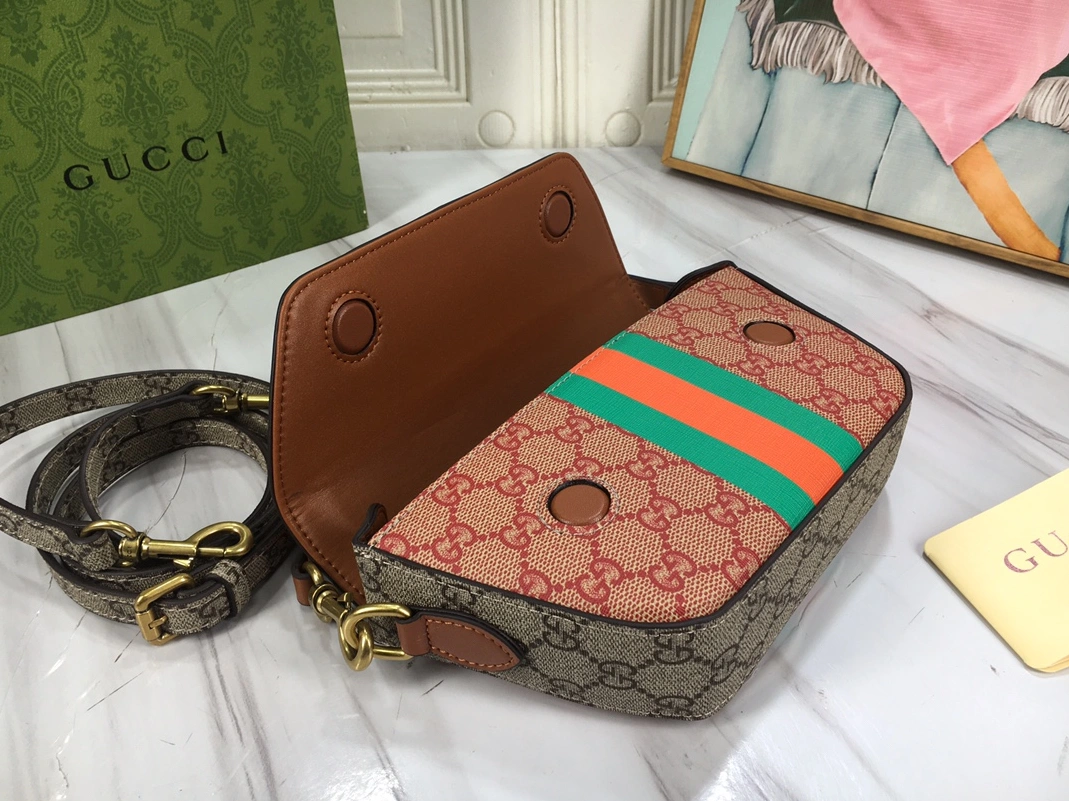 Flexible 8217 Gucci AAA Quality Messenger Bags For Unisex