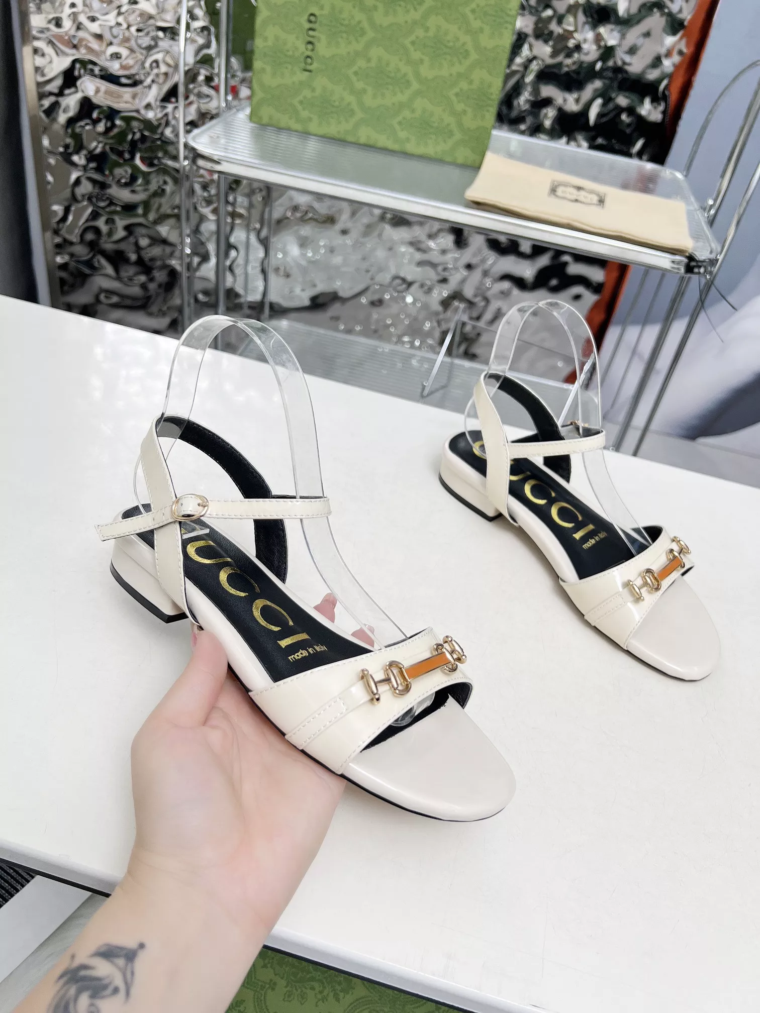 Flexible 8300 Gucci Sandal For Women