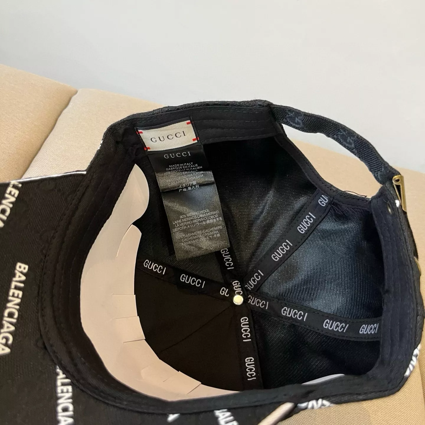 Flexible 8313 Balenciaga Caps
