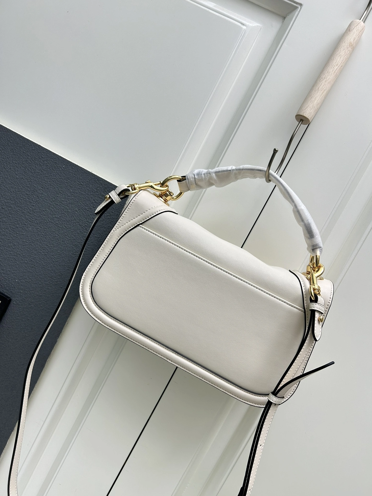 Flexible 8521 Gucci AAA Quality Messenger Bags For Women