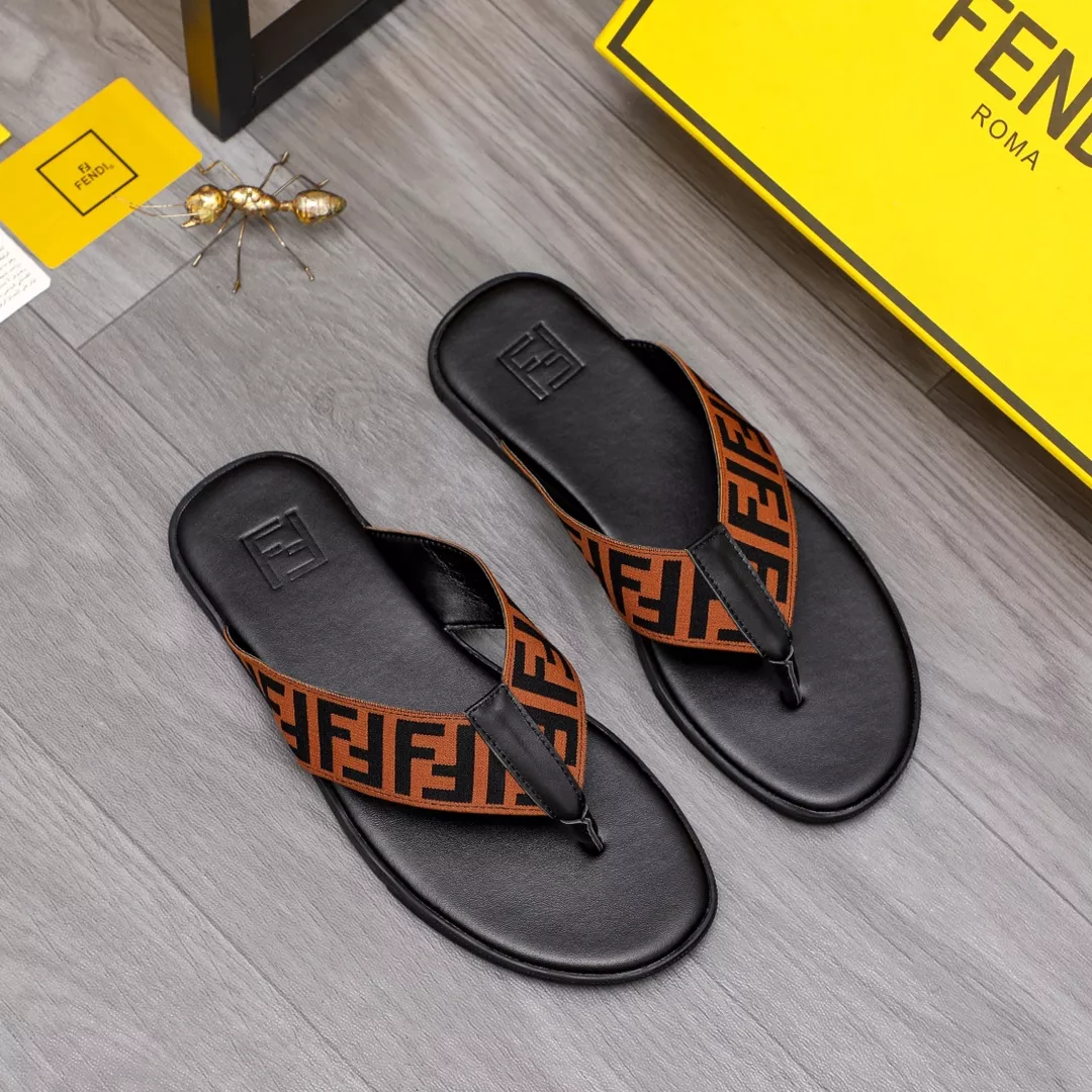 Flexible 8652 Fendi Slippers For Men
