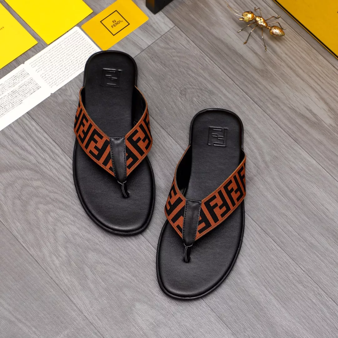 Flexible 8652 Fendi Slippers For Men