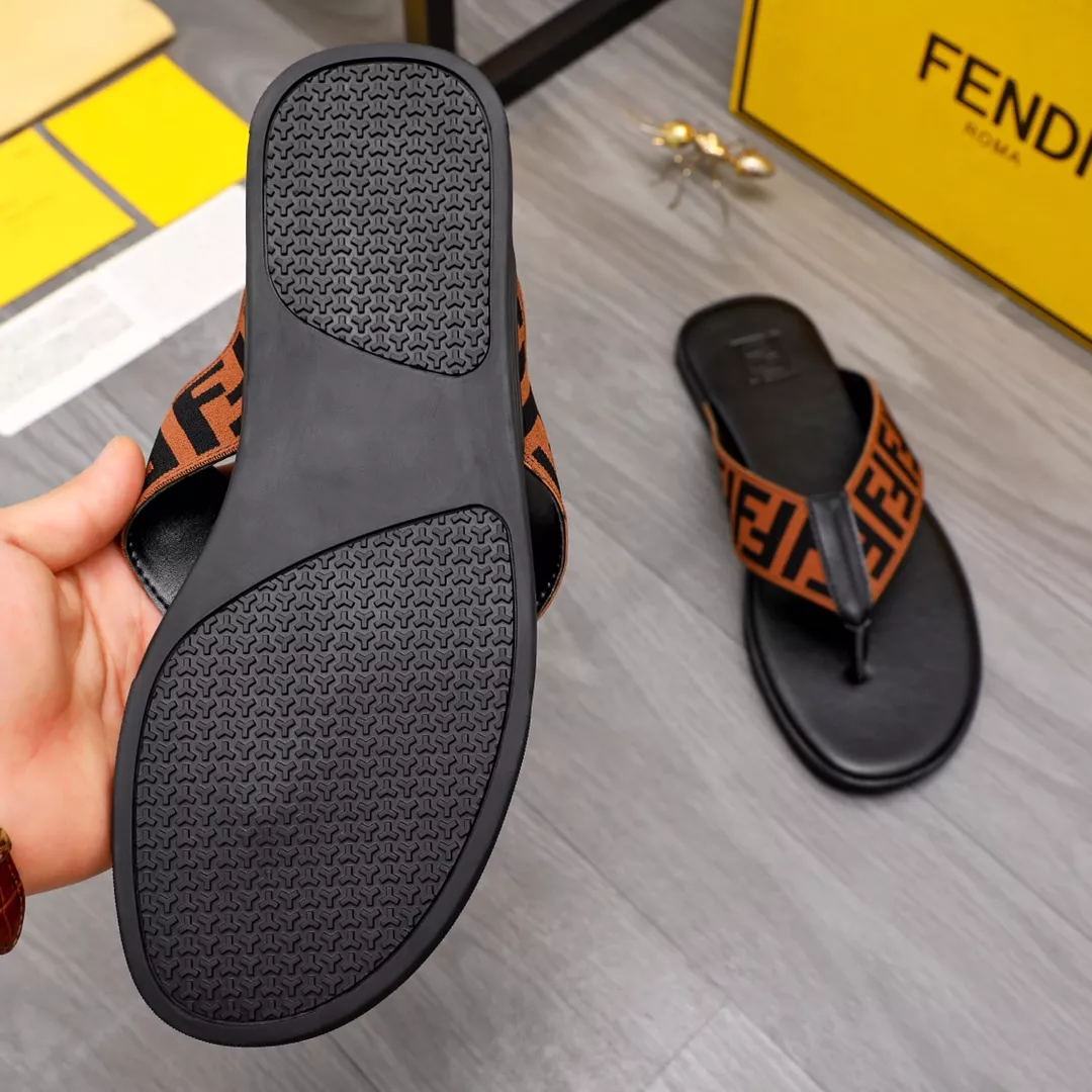 Flexible 8652 Fendi Slippers For Men