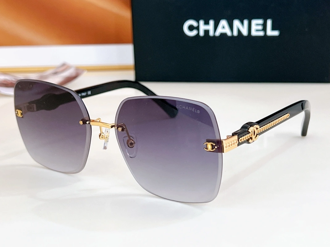Flexible 8690 Chanel AAA Quality Sunglasses