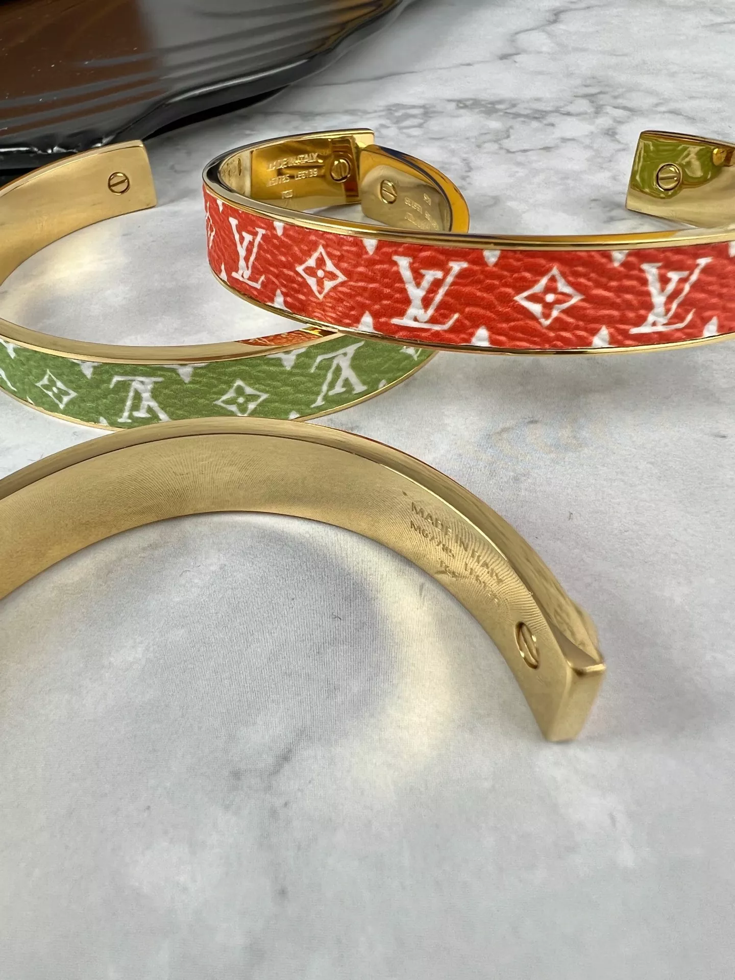 Flexible 8910 Louis Vuitton LV Bracelets