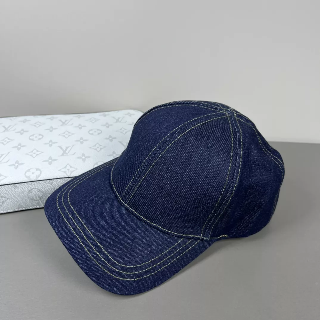 Flexible 9470 Prada Caps