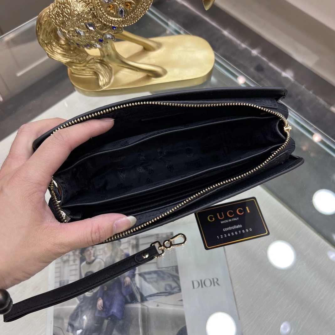 Flexible 9583 Gucci AAA Man Wallets