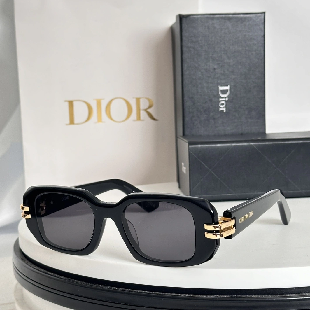 Flexible 9600 Christian Dior AAA Quality Sunglasses