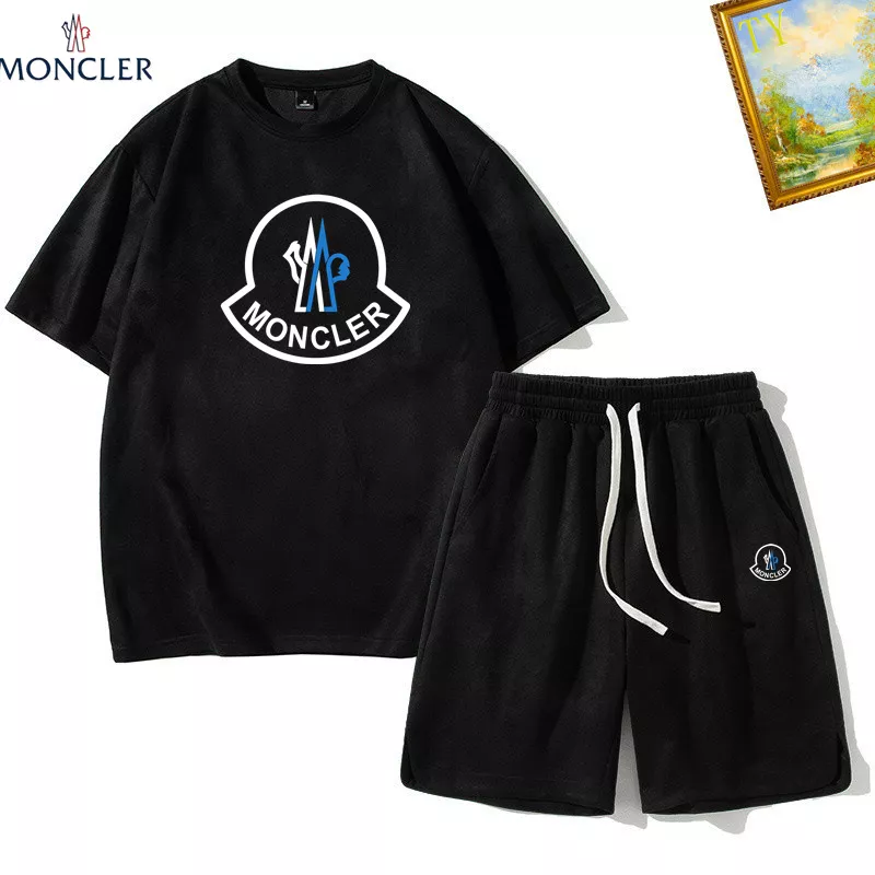 Flexible 9716 Moncler Tracksuits Short Sleeved For Men